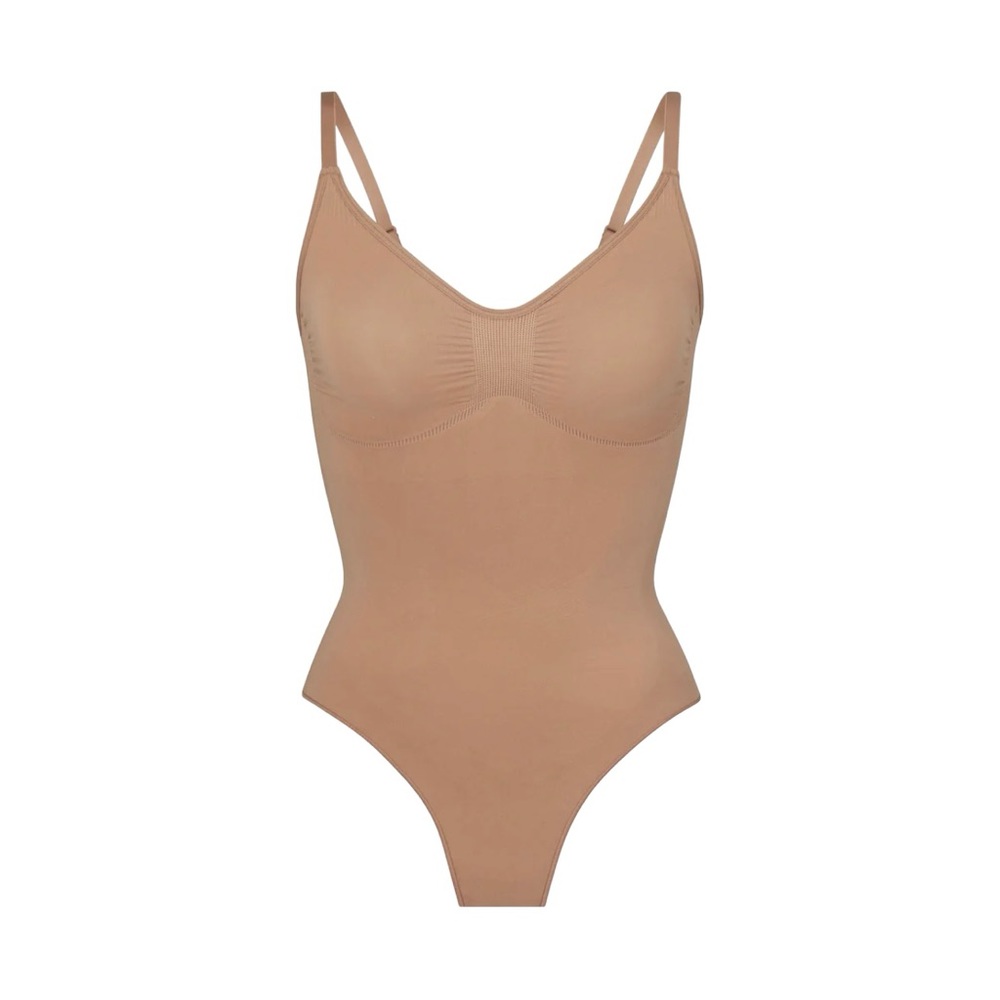 SKIMS Seamless Sculpt Thong Bodysuit Sienna Brown Womens Size S/M Shapewear NWOT - Picture 4 of 13